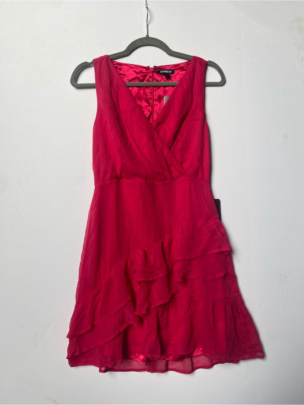 Express Wrap Front Dress features a Ruffled Layered Hem (xs) NWT